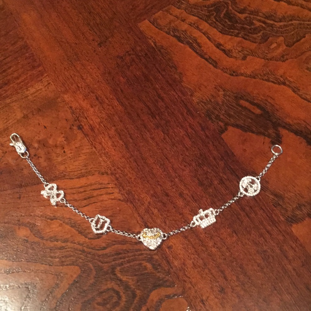 💕Juicy Couture 5-Charm Bracelet💕